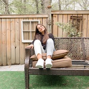 Meet your Posher, Mar